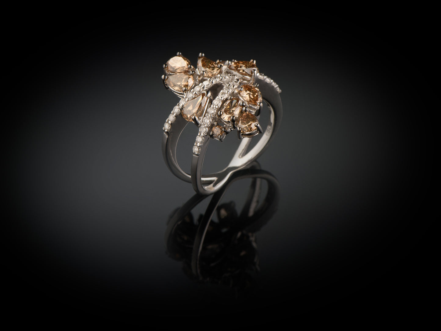 Кольцо с бриллиантами