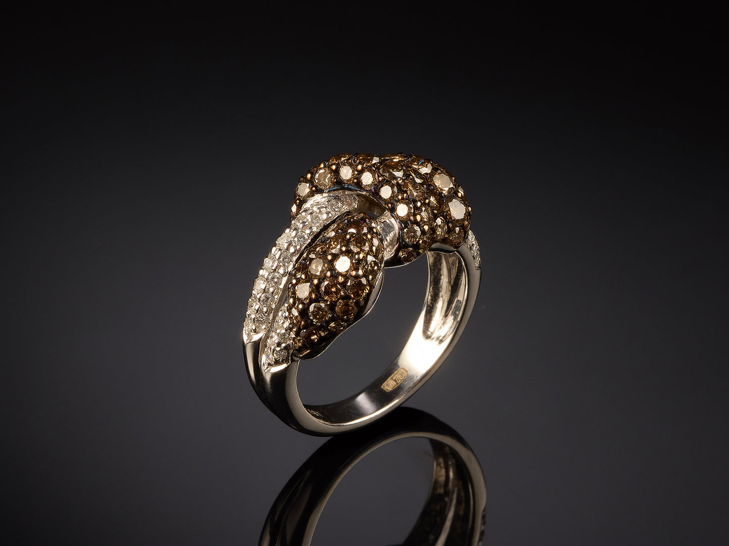 Кольцо с бриллиантами