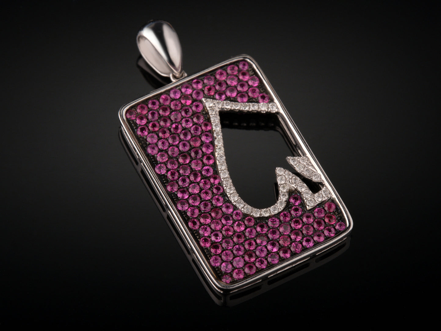 Кулон с бриллиантами и рубинами