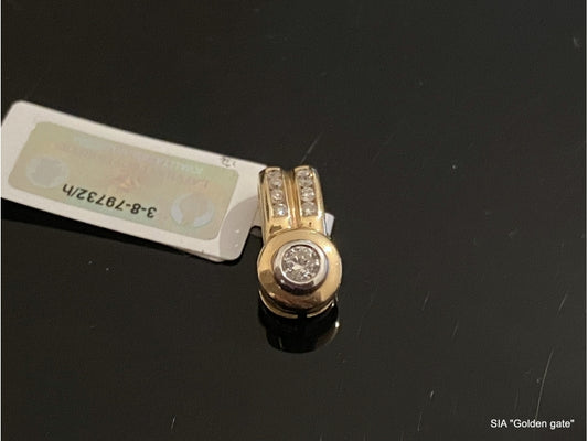 Кулон с бриллиантами