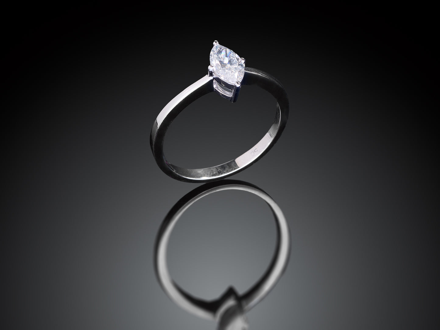 Кольцо с бриллиантом 0.50ct GIA