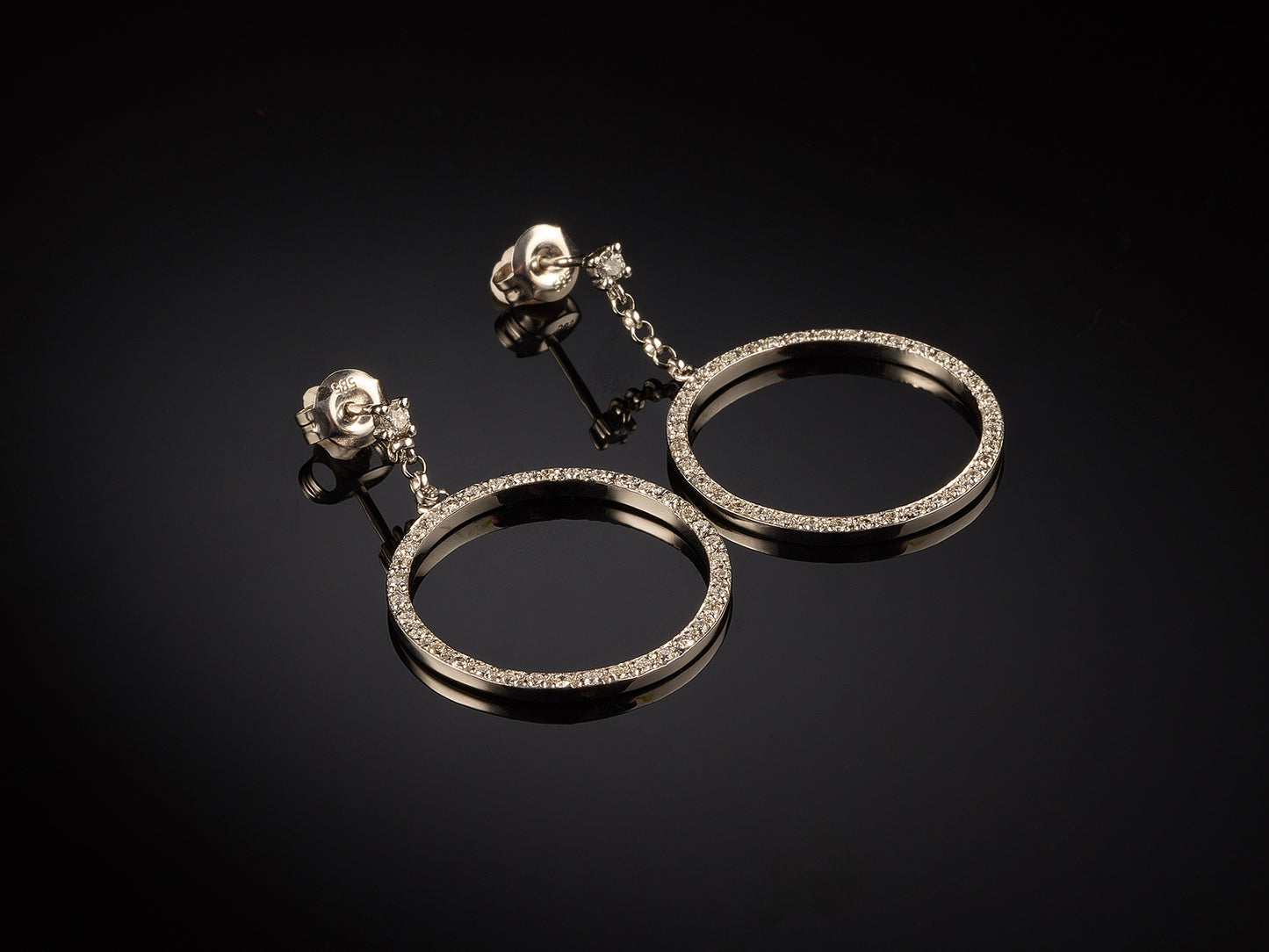 14kt white gold diamond earrings