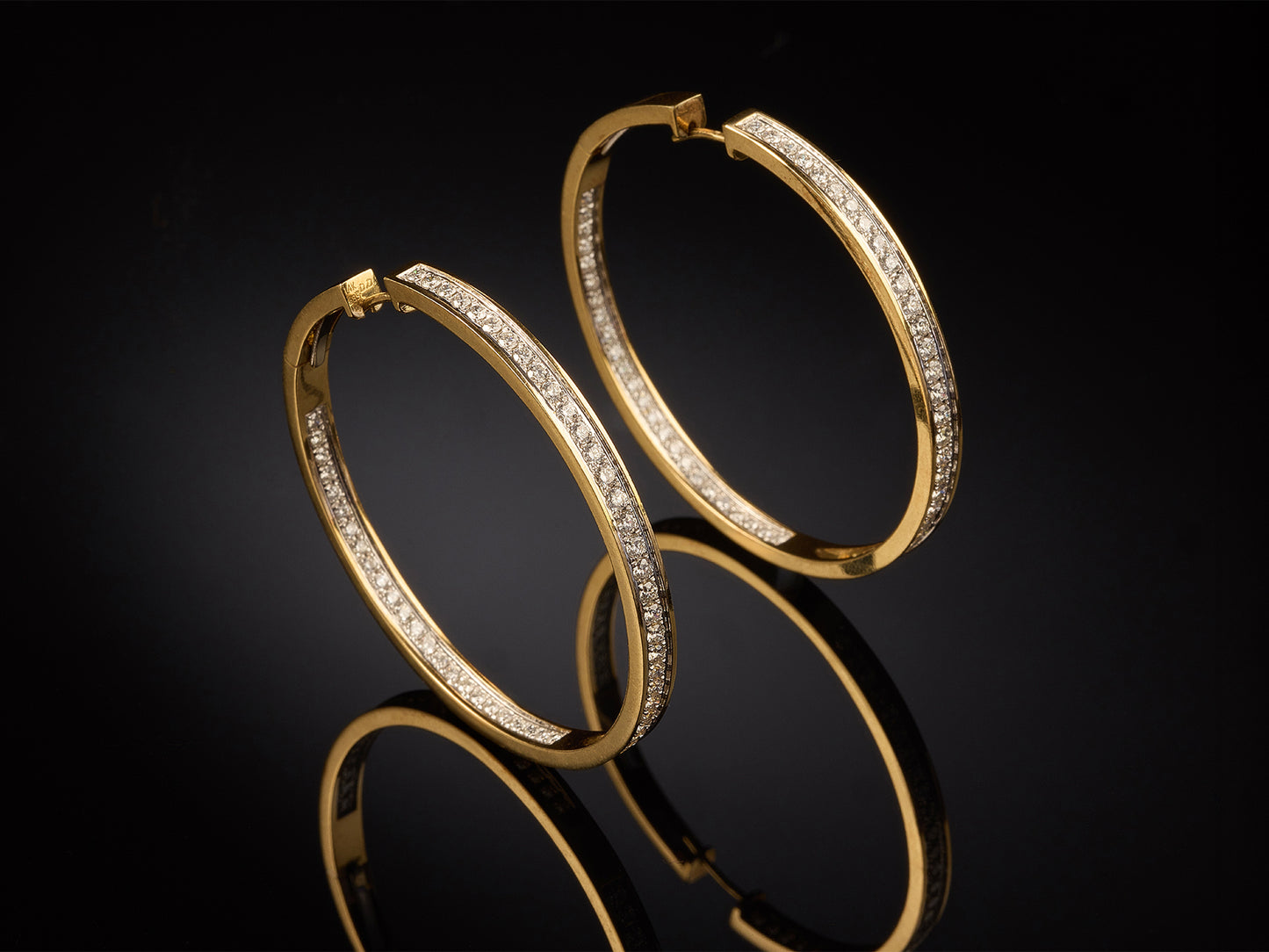 14kt yellow gold diamond earrings