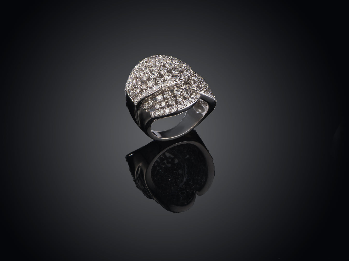 Кольцо с бриллиантами