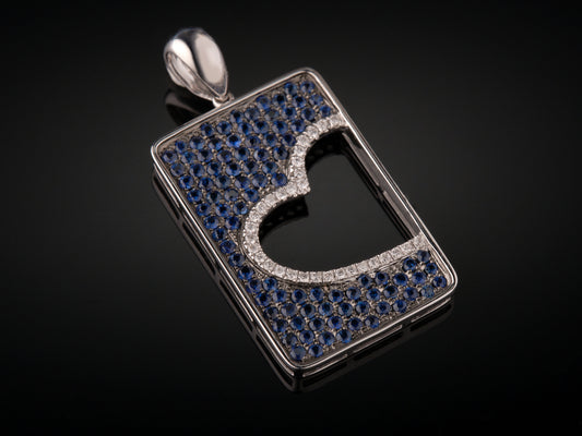 Кулон с бриллиантами и сапфирами