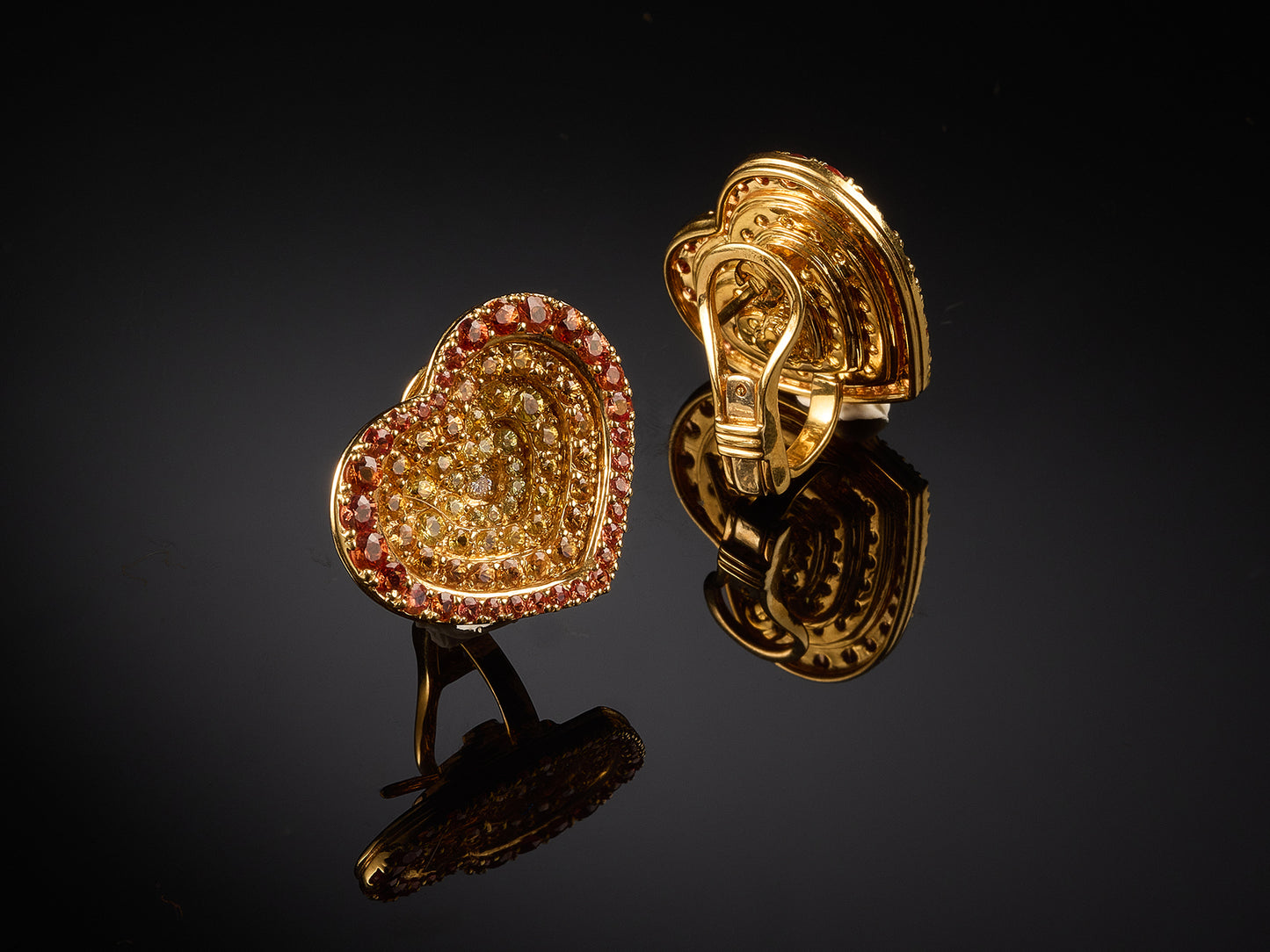 18kt yellow gold sapphire and diamond earrings