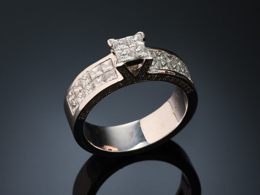 Кольцо с бриллиантами