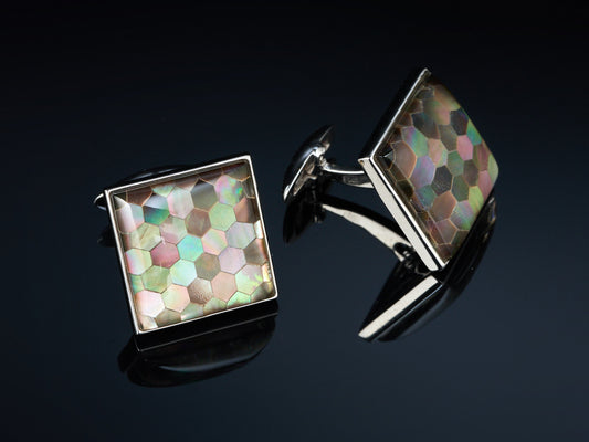 Запонки с перламутром