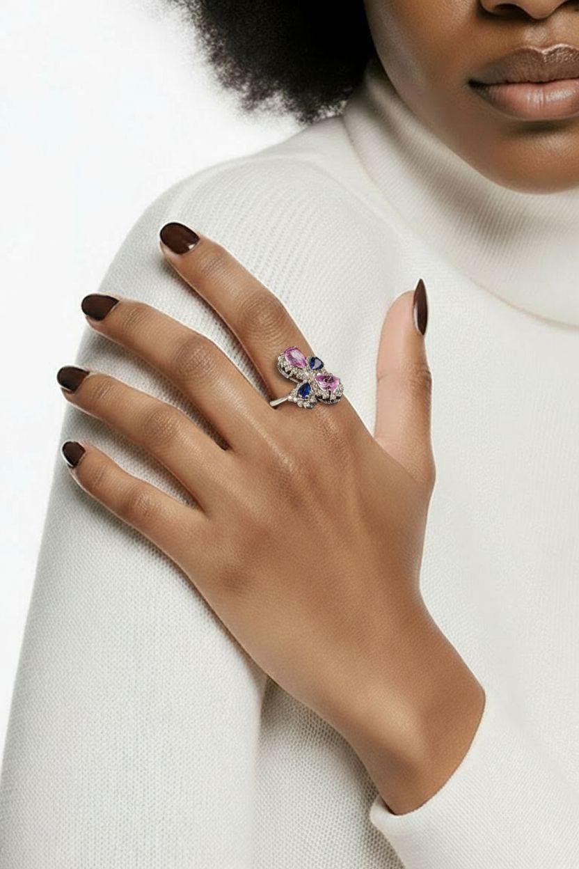 18kt white gold sapphire and diamond ring