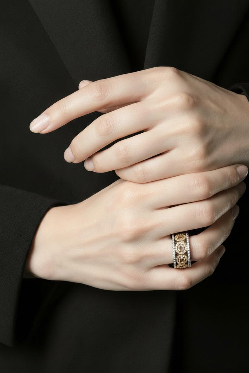 18kt white gold diamond ring