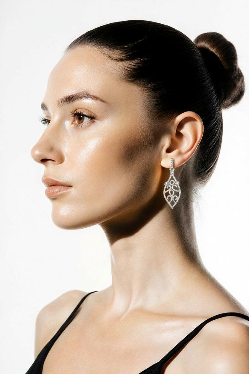 18kt white gold diamond earrings