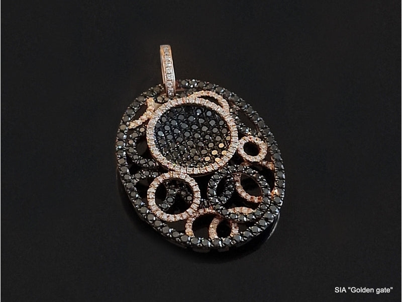 Кулон с бриллиантами