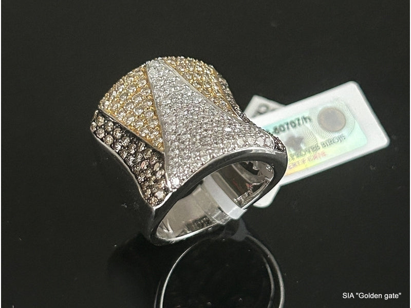 Кольцо с бриллиантами