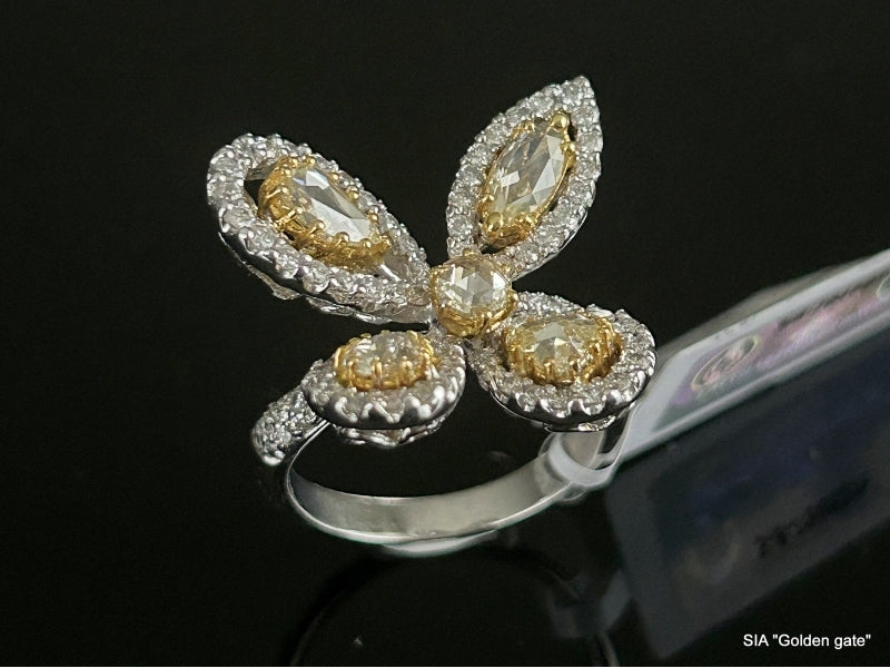 Кольцо с бриллиантами