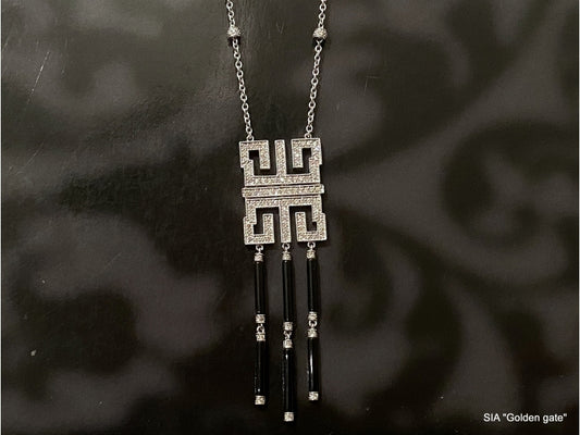 Ожерелье с бриллиантами и ониксом