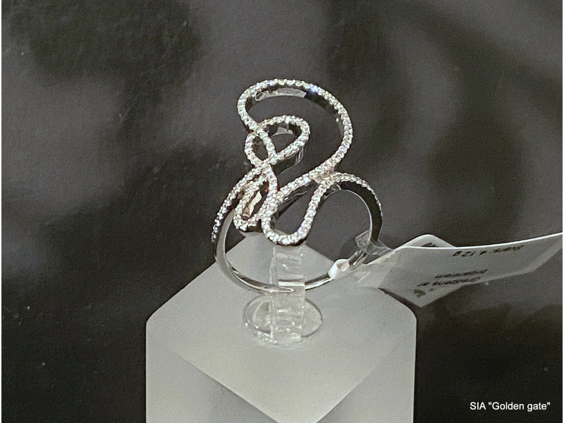 Кольцо с бриллиантами