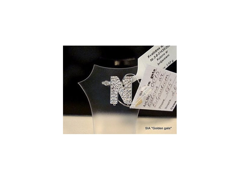 Кулон с бриллиантами