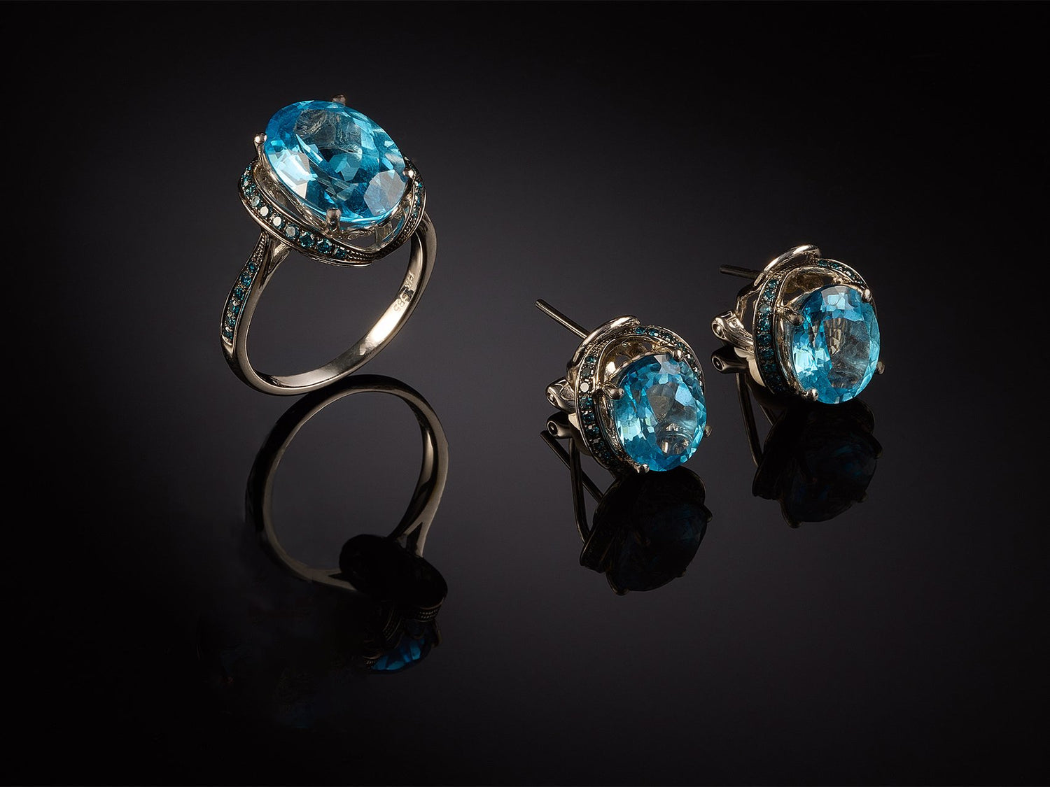 Diamond sets