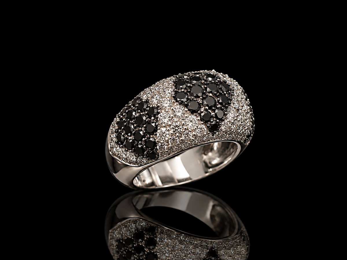 18kt white gold black and white diamond ring