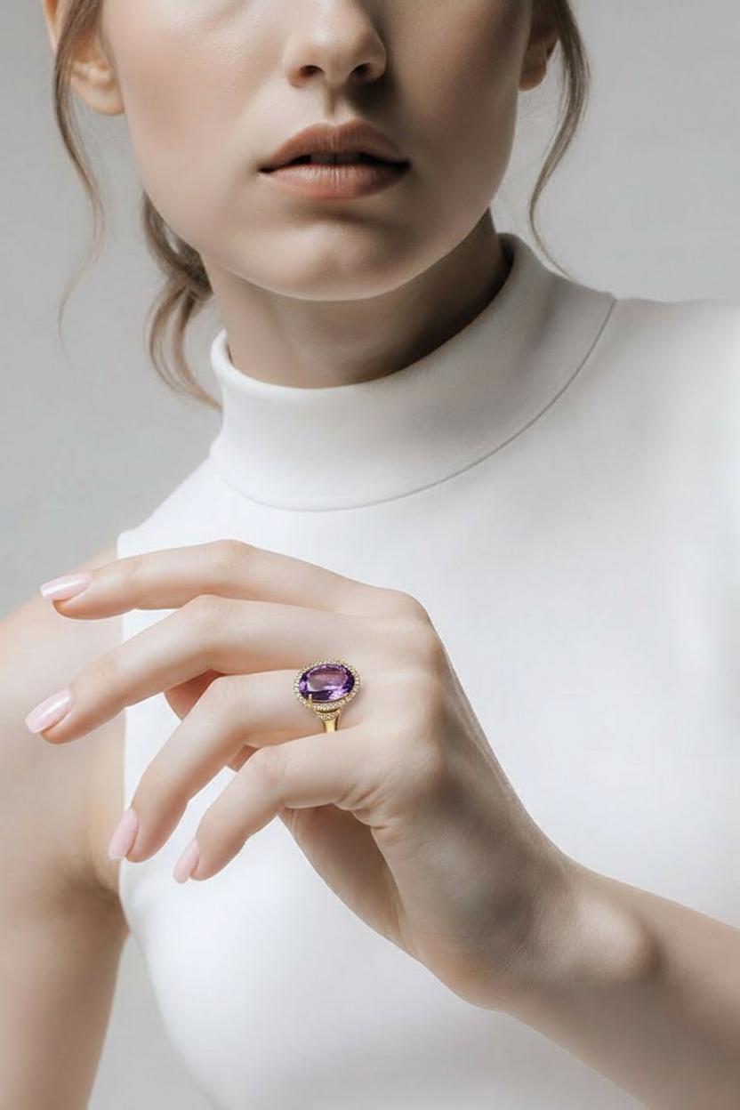 Кольцо с бриллиантами и аметистом